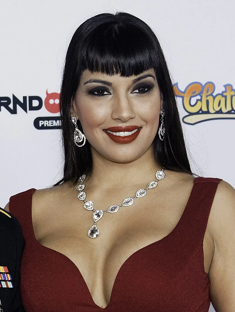 Mercedes Carrera Net Worth 2026 - How She Built Her Fortune